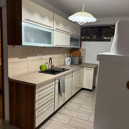 La Casa De Nido-tágas Családias 6 Főig, Kerttel 3*