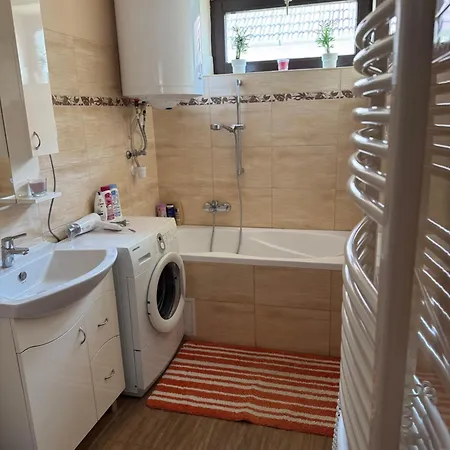 La Casa De Nido-tagas Csaladias 6 Foig, Kerttel Πανσιόν