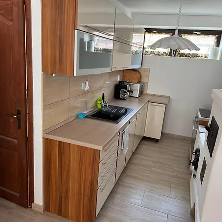 La Casa De Nido-tágas Családias 6 Főig, Kerttel Affittacamere