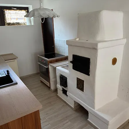 La Casa De Nido-tágas Családias 6 Főig, Kerttel Veszprémfajsz