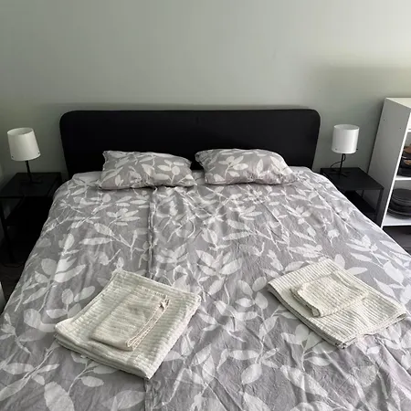 La Casa De Nido-tágas Családias 6 Főig, Kerttel Affittacamere Veszprémfajsz