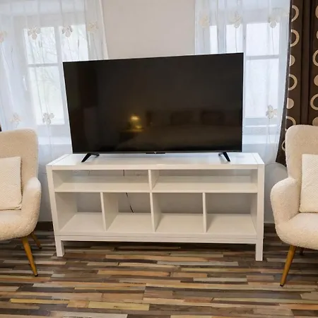 La Casa De Nido-tagas Csaladias 6 Foig, Kerttel Πανσιόν Veszprémfajsz