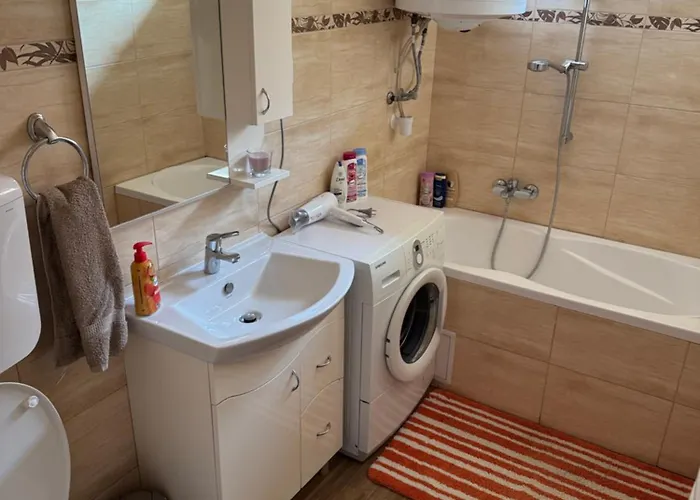 Pensjonat La Casa De Nido-tagas Csaladias 6 Foig, Kerttel 3*