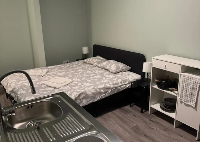 La Casa De Nido-tagas Csaladias 6 Foig, Kerttel Pensjonat